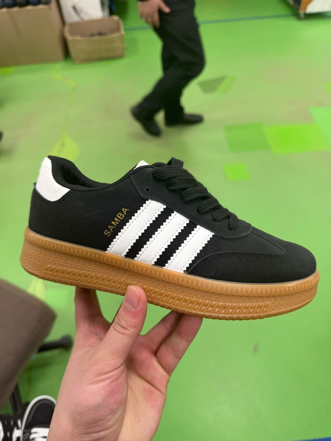 кроссовки adidas samba,кроссовки женские adidas,кроссовки мужские женские adidas,кроссовки адидас самба,adidas кроссовки