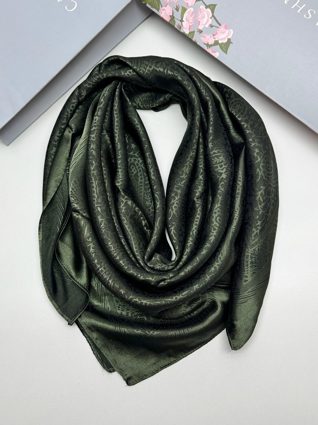 платок шелковый однотонный,платок шелковый женский,платок женский,платок шелковый,платок шарф
