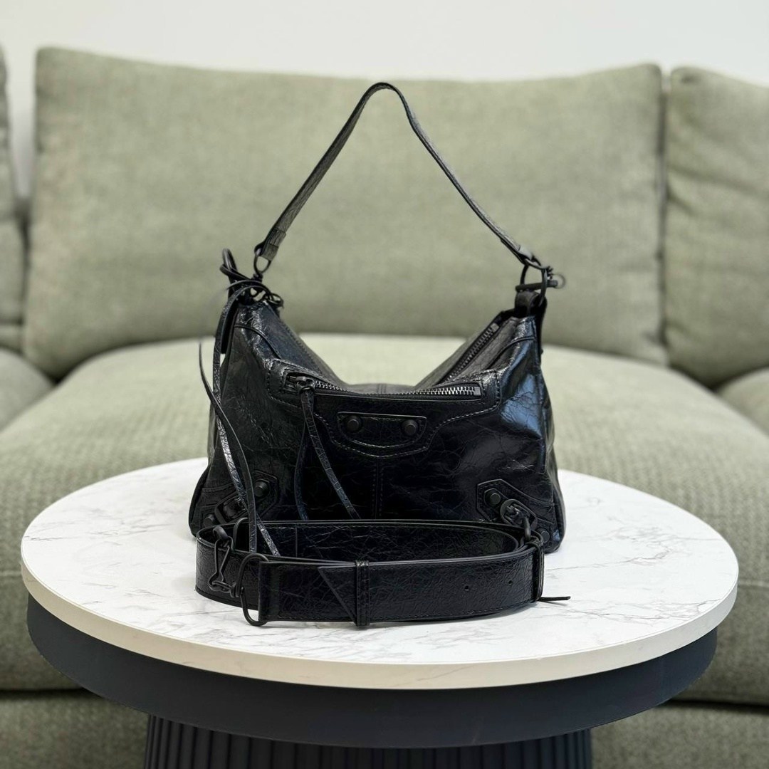 сумка balenciaga,сумка баленсиага,balenciaga сумка женская,баленсиага сумка женская,сумка баленсиага черная