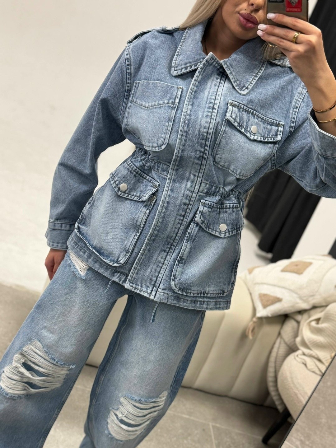 джинсовая куртка,женская джинсовая куртка,джинсовый костюм,модные джинсы,джинсовые брюки карго