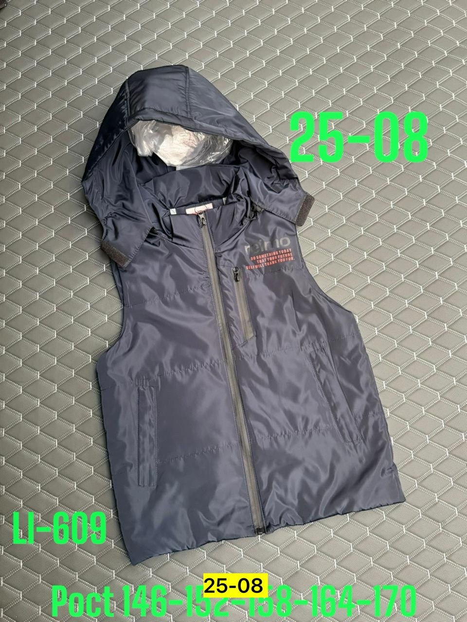 жилетка детская,жилет детский,жилет,жилеты детские,жилетка