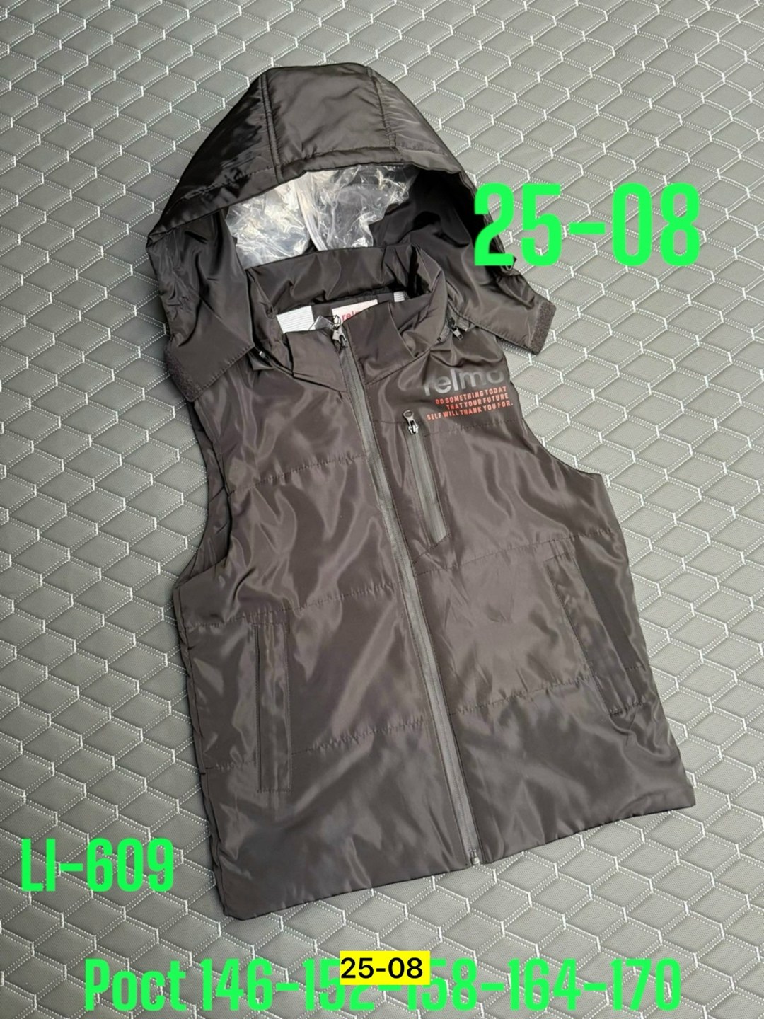 жилетка детская,жилет детский,жилет,жилеты детские,жилетка