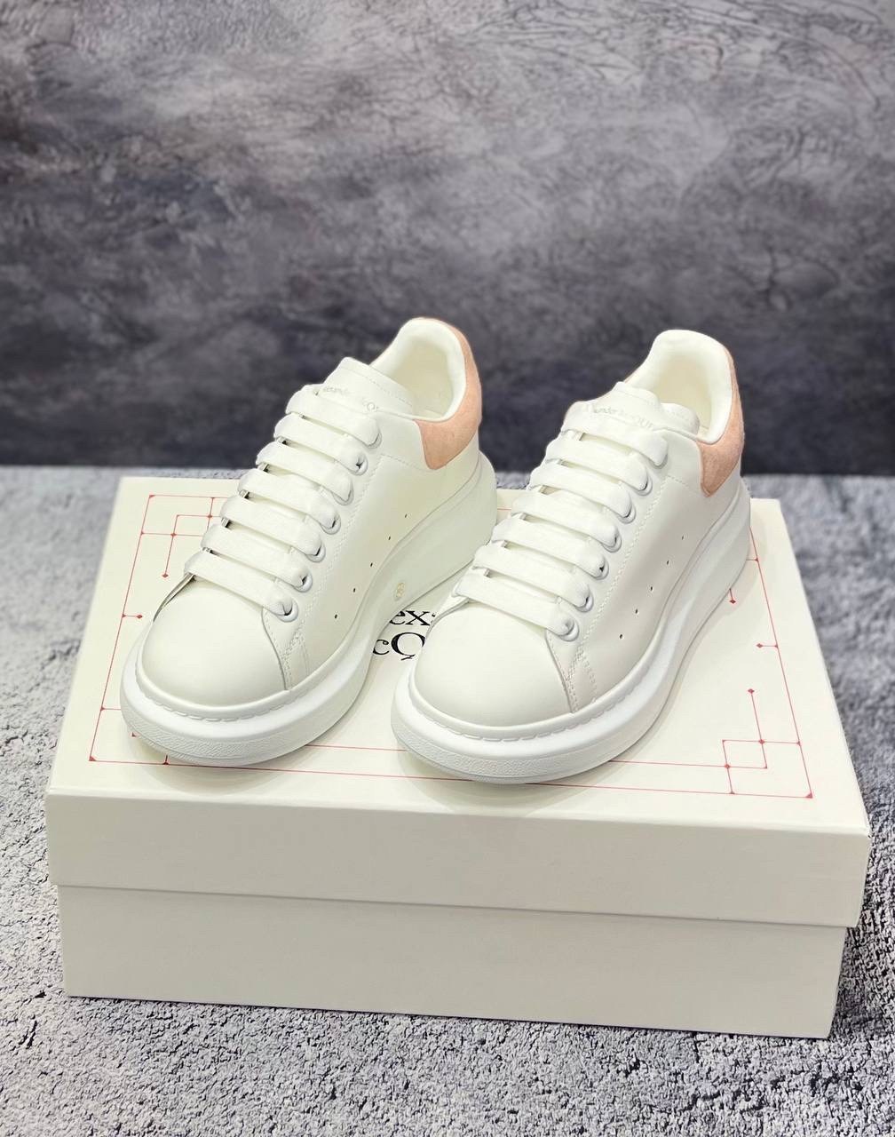 кроссовки женские alexander mcqueen,кроссовки alexander mcqueen,кеды alexander mcqueen,кеды александр маккуин оригинал,александр маккуин кроссовки оригинал