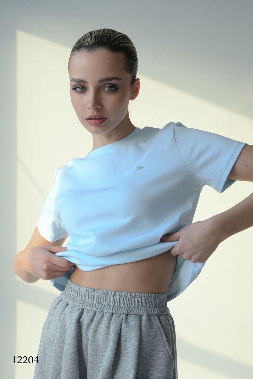 футболки женская,футболка женская белая базовая,белая женская футболка,белая базовая футболка,белая футболка