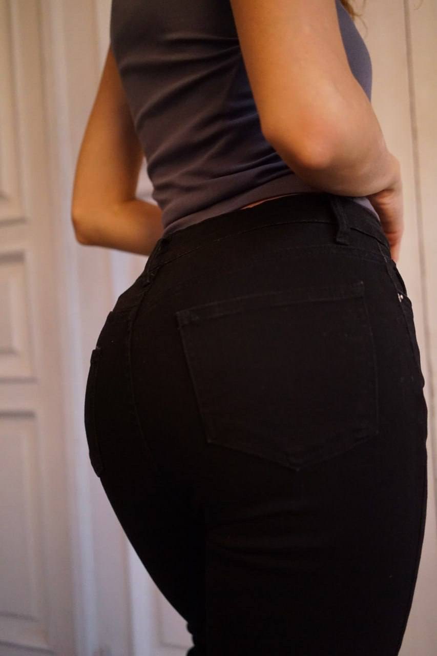 джинсы женские клеш,женские джинсы,модные джинсы,джинсы женские модные,джинсы с высокой посадкой клеш