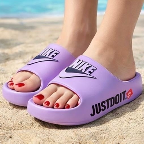 ,шлепанцы женские,шлепанцы nike,тапки найк оригинал,шлепки шлепанцы