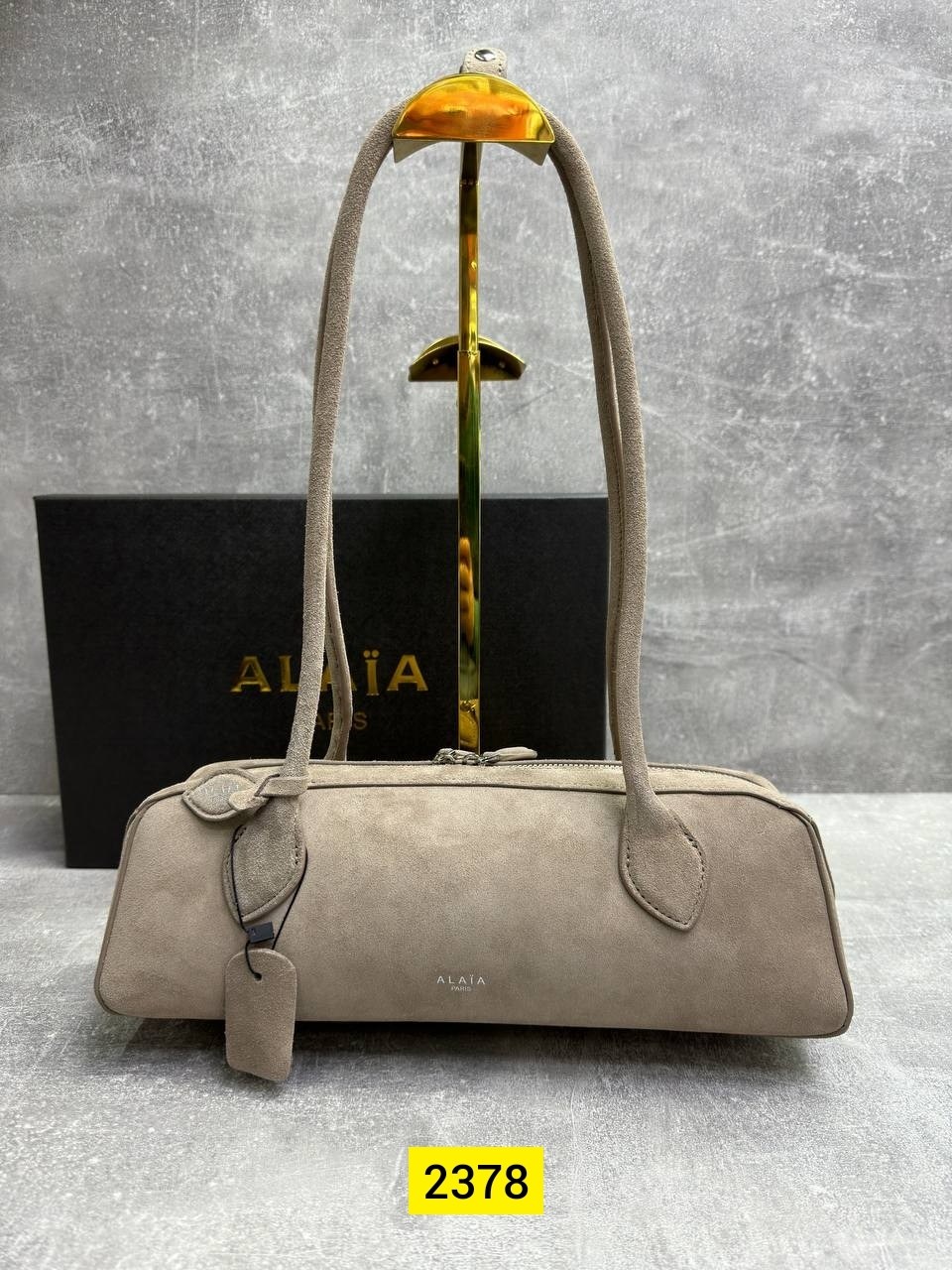 замшевая сумка,сумка женская замшевая черная,сумка the row margaux натуральная замша,замшевая сумка женская,сумка