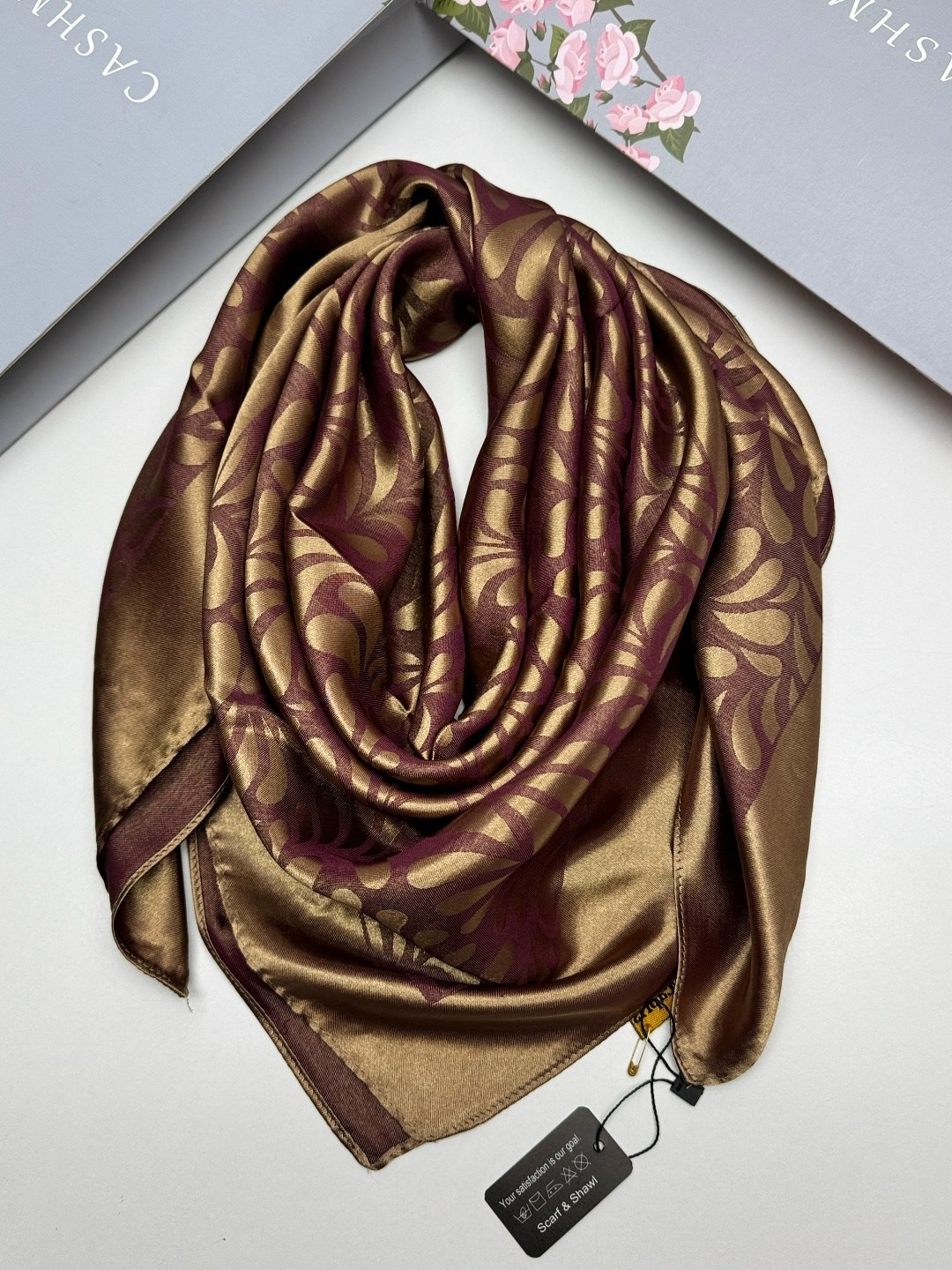 шелковый платок,платок женский шелковый,платки женские,платок,шарф платок шелковый