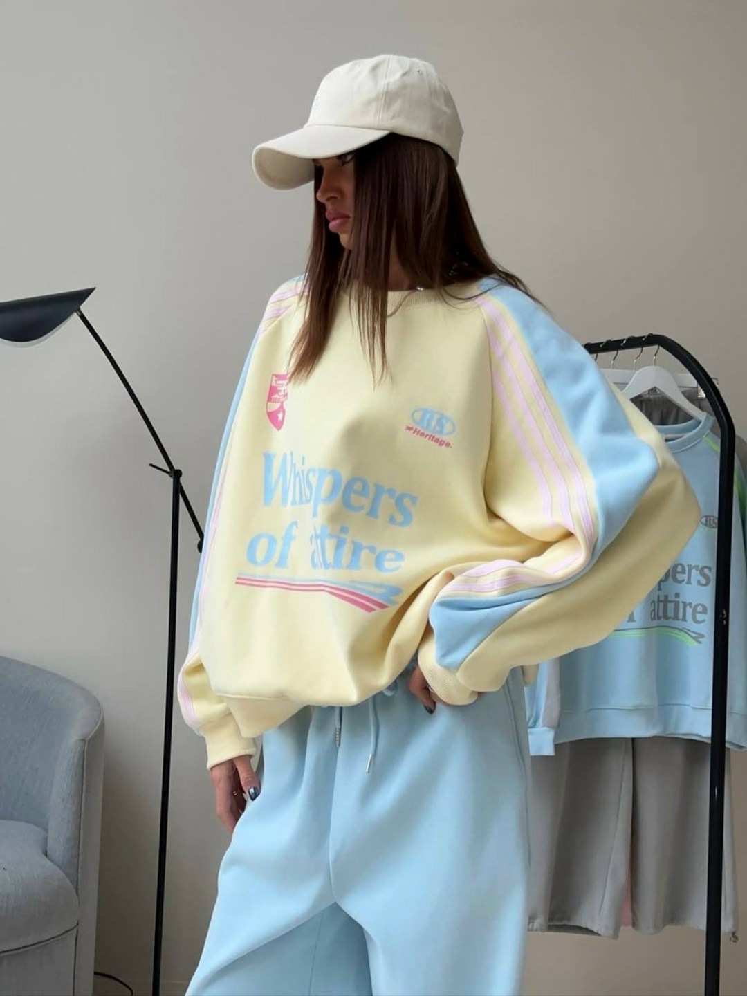 свитшот attire свободного кроя,спортивный костюм оверсайз,костюм женский оверсайз,спортивный костюм