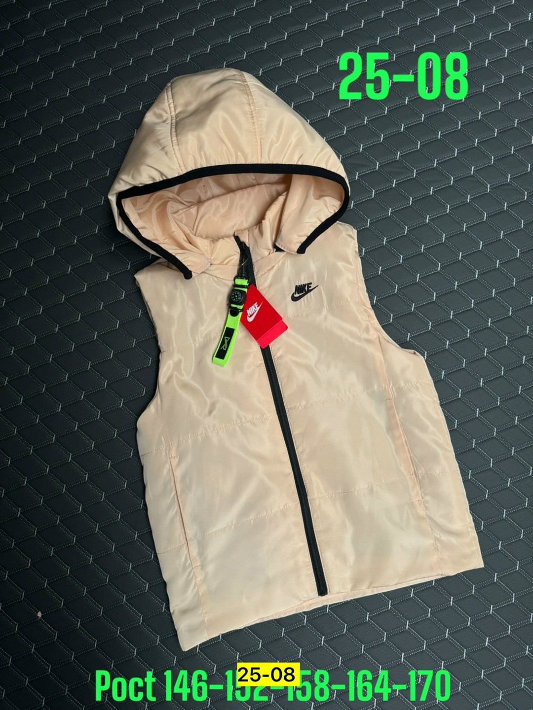 жилетка nike,жилетка безрукавка,жилетка детская,жилетка,жилет спортивное