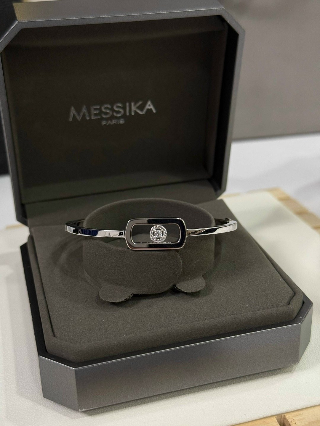 браслет messika,кольцо messika,messika украшения,messika серьги,коробка для украшений