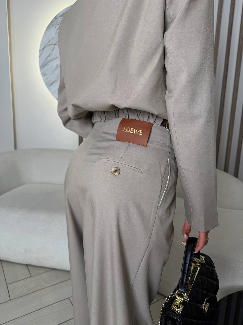 брючный костюм женский,брючный костюм серый,классический брючный костюм женский,серый костюм женский брючный,брючный костюм