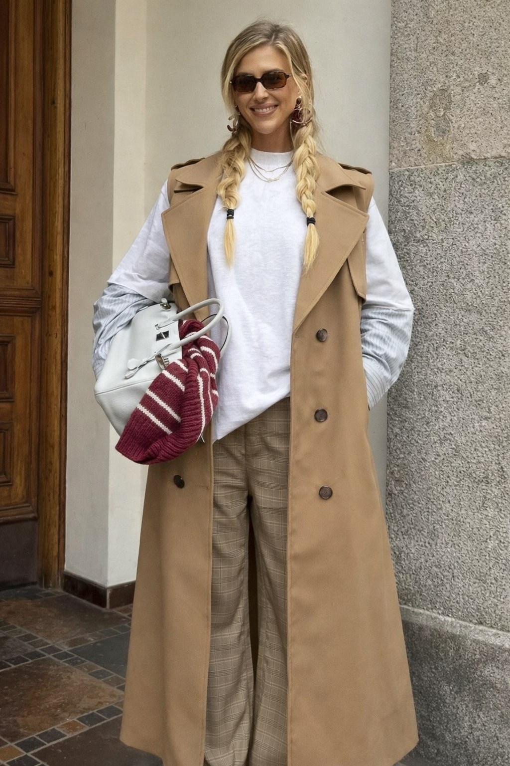 жилет удлиненный,пальто модное,пальто жилет длинный,жилетка костюмная удлиненная