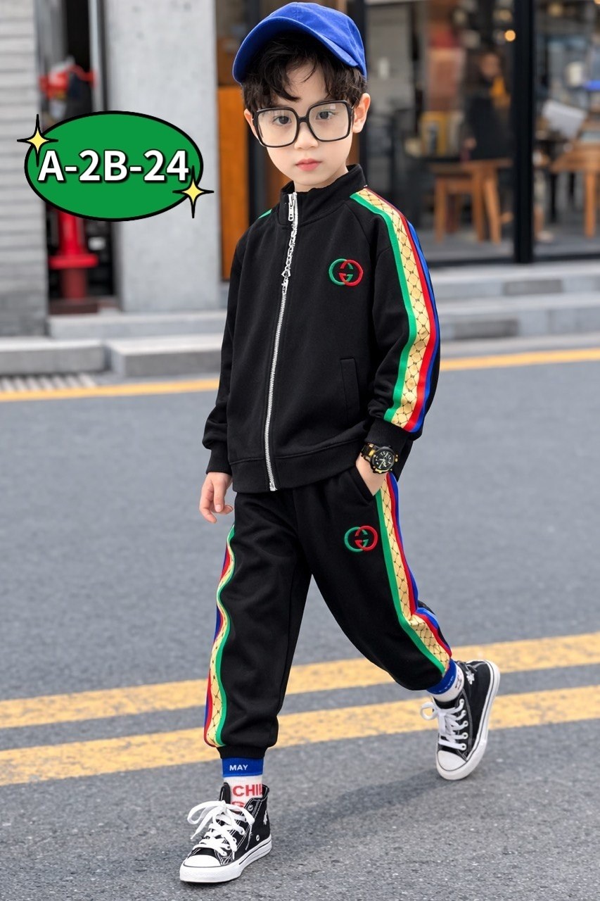 костюм спортивный gucci,костюм спортивный для мальчиков gucci,спортивный костюм детский gucci,спортивный костюм гуччи,костюм спортивный