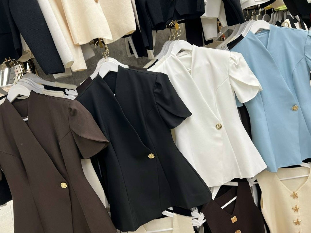 женский костюм,жакет с коротким рукавом,деловой костюм женский,женский пиджак,пиджак женский тонкий с коротким рукавом