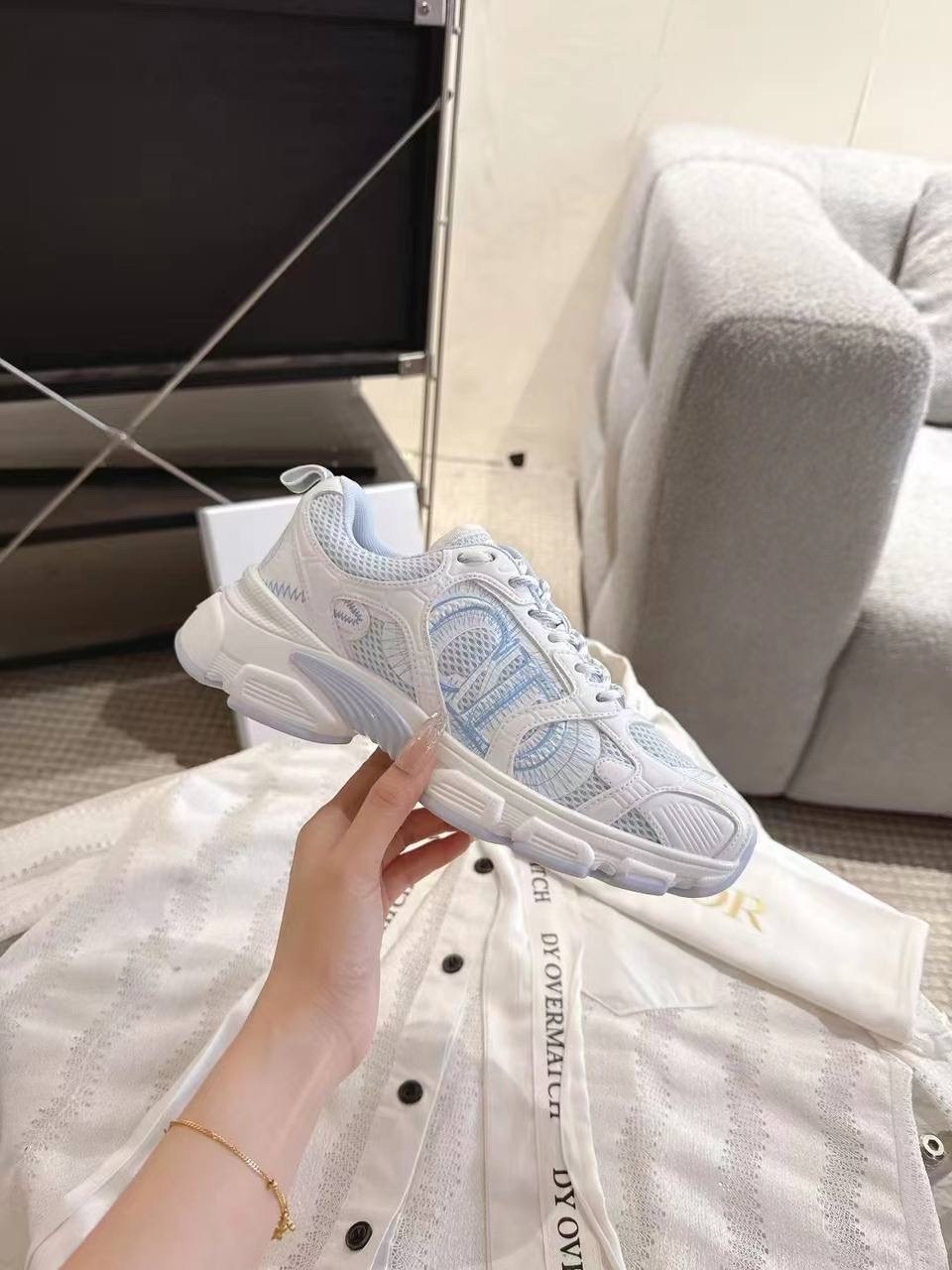 кроссовки dior,кроссовки christian dior,женские кроссовки,кроссовки,кроссовки диор женские