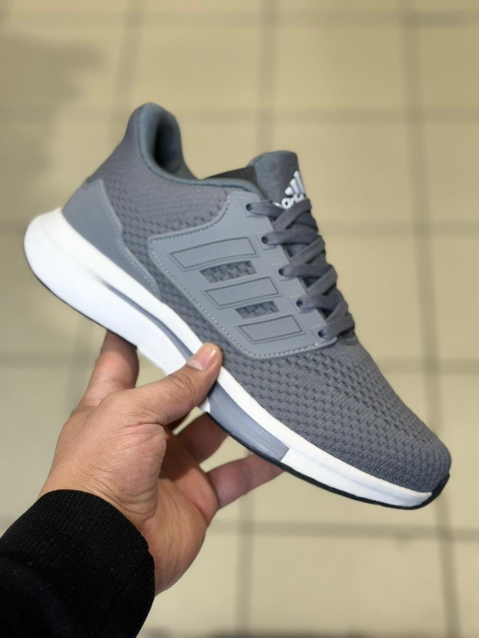 кроссовки adidas,кроссовки мужские adidas,кроссовки adidas galaxy 4,дышащие кроссовки адидас,кроссовки адидас