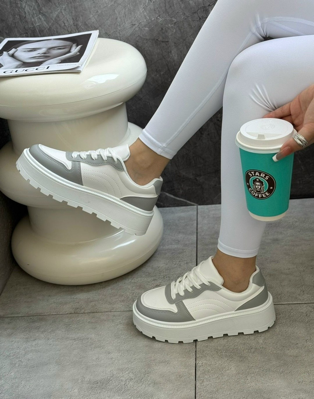 ,женские кроссовки,спортивная ,кроссовки для женщин,кроссовки