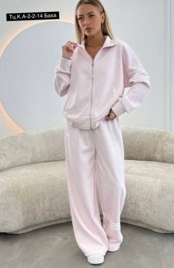 спортивный костюм,модные костюмы,женский спортивный костюм adidas,спортивный костюм женский,женский костюм