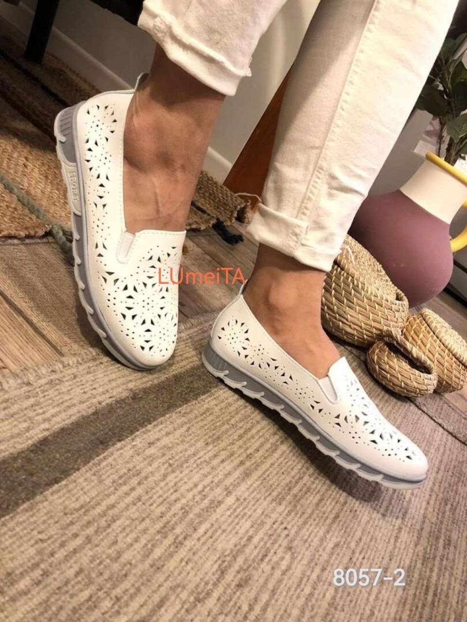 ,кроссовки женские белые,мокасины с перфорацией,кроссовки женскиe,туфли с перфорацией