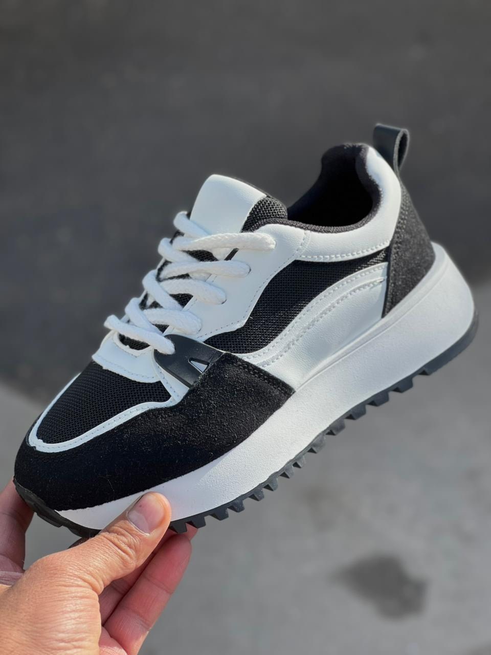 женские кроссовки,кроссовки модные,кроссовки повседневные,кроссовки удобные,белые кроссовки женские с сеточкой