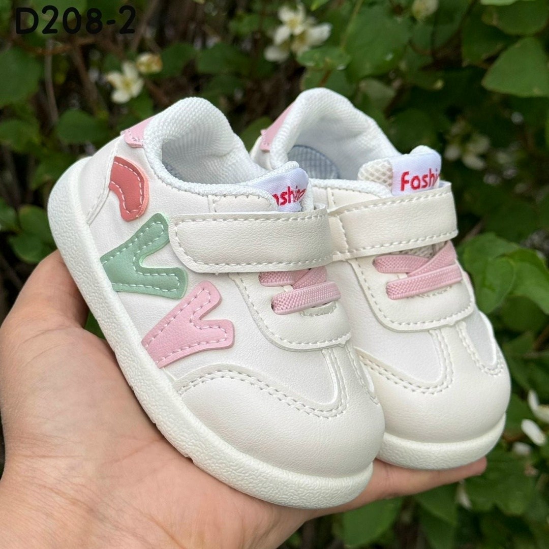 кроссовки детские,кроссовки для малыша,,детская ,кроссовка детская