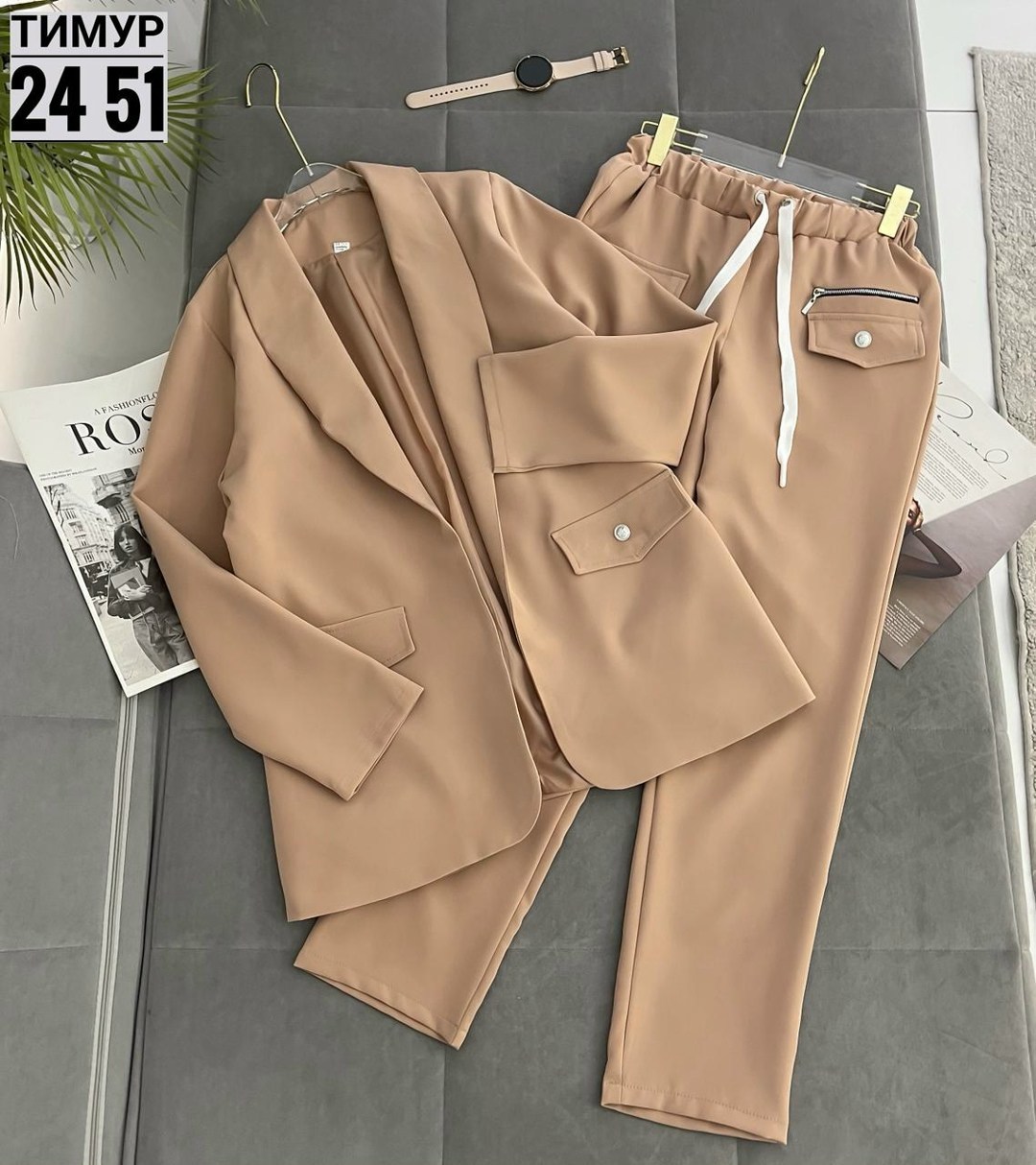 костюм двойка женский брючный,костюм женский брючный,женский красный брючный костюм,брючный костюм,костюм брючный 694 красный vilena