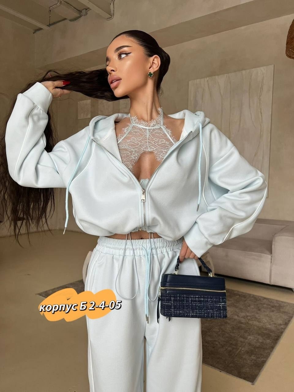 женский костюм,костюм спортивный женский,стильный костюм,велюровый костюм,спортивный костюм
