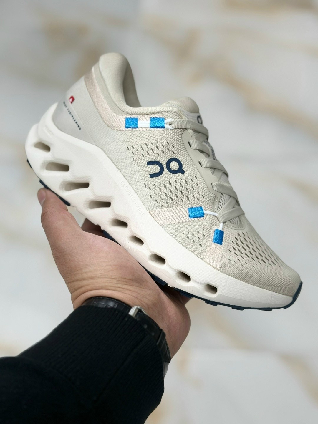 кроссовки on cloudtilt,кроссовки on,женские кроссовки,беговые кроссовки cloudtilt on artic ice,спортивная