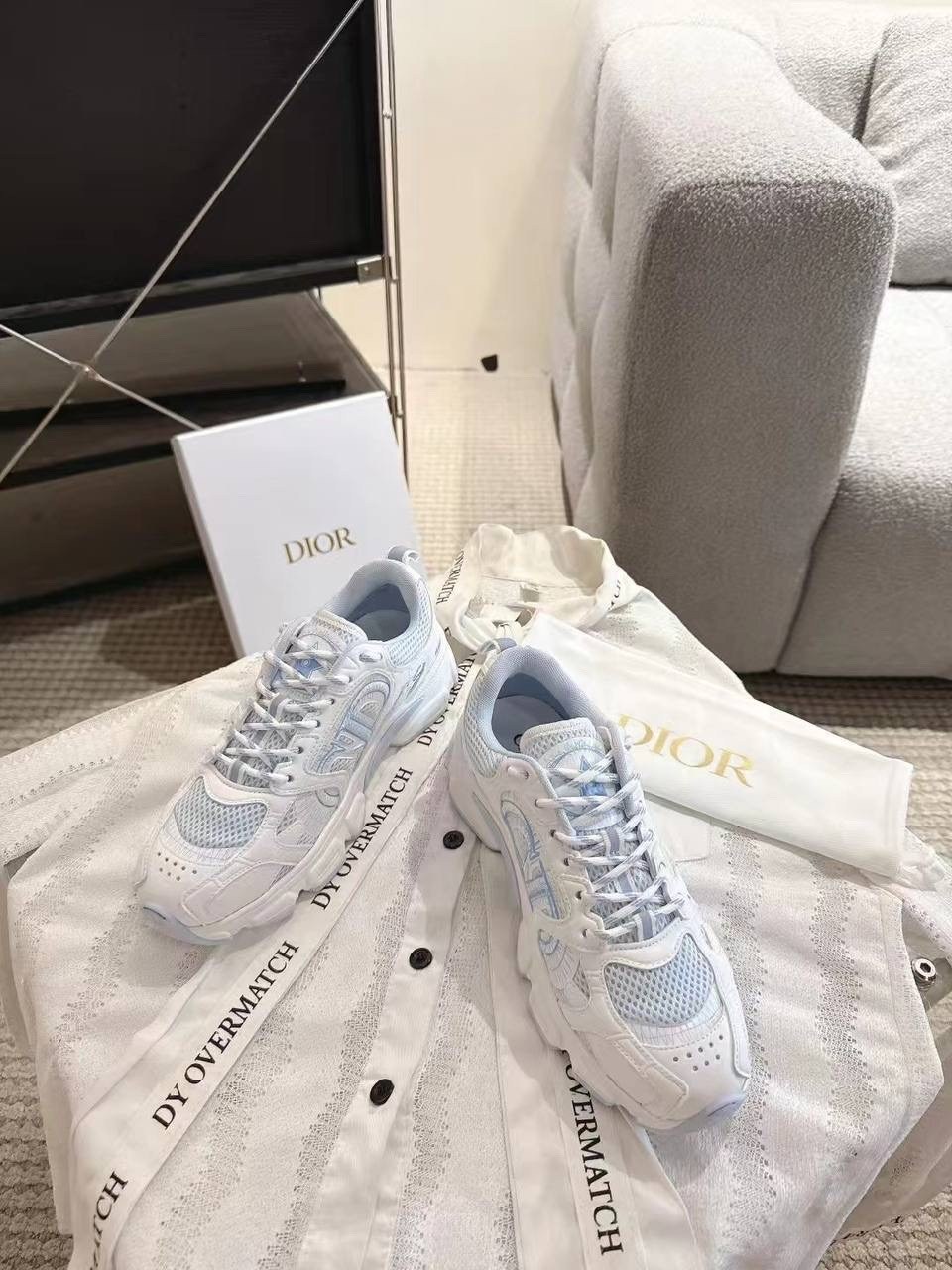 кроссовки dior,кроссовки christian dior,женские кроссовки,кроссовки,кроссовки диор женские