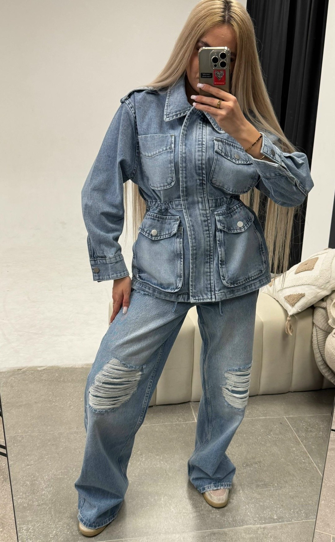 джинсовая куртка,женская джинсовая куртка,джинсовый костюм,модные джинсы,джинсовые брюки карго