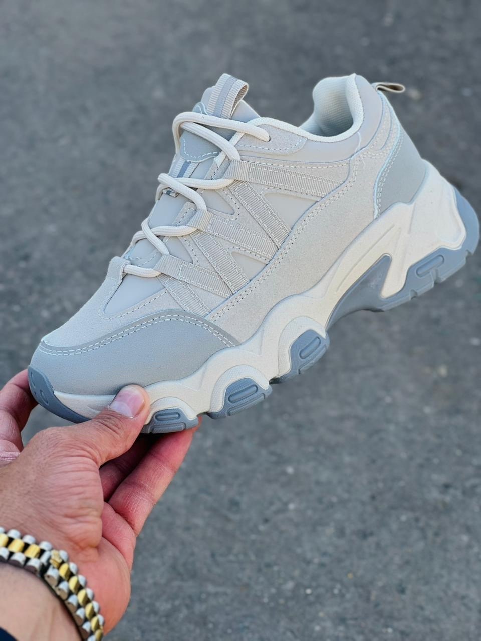 кроссовки женскиe,кроссовки,бежевые кроссовки,skechers кроссовки женские,повседневные кроссовки