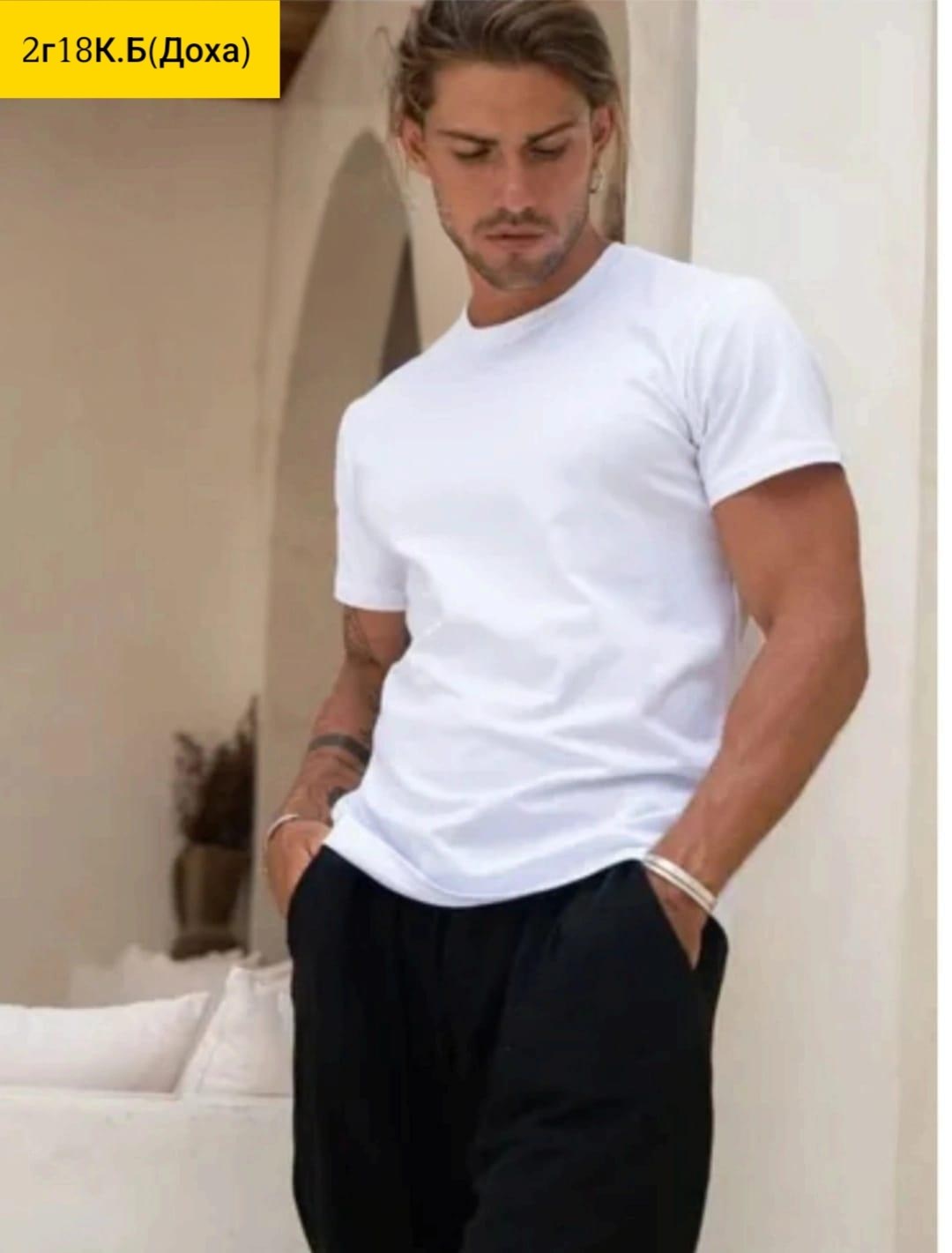 мужская футболка черная,мужская футболка,черная однотонная футболка мужская,мужская органическая длинная футболка cotton on черный,базовая черная футболка мужская