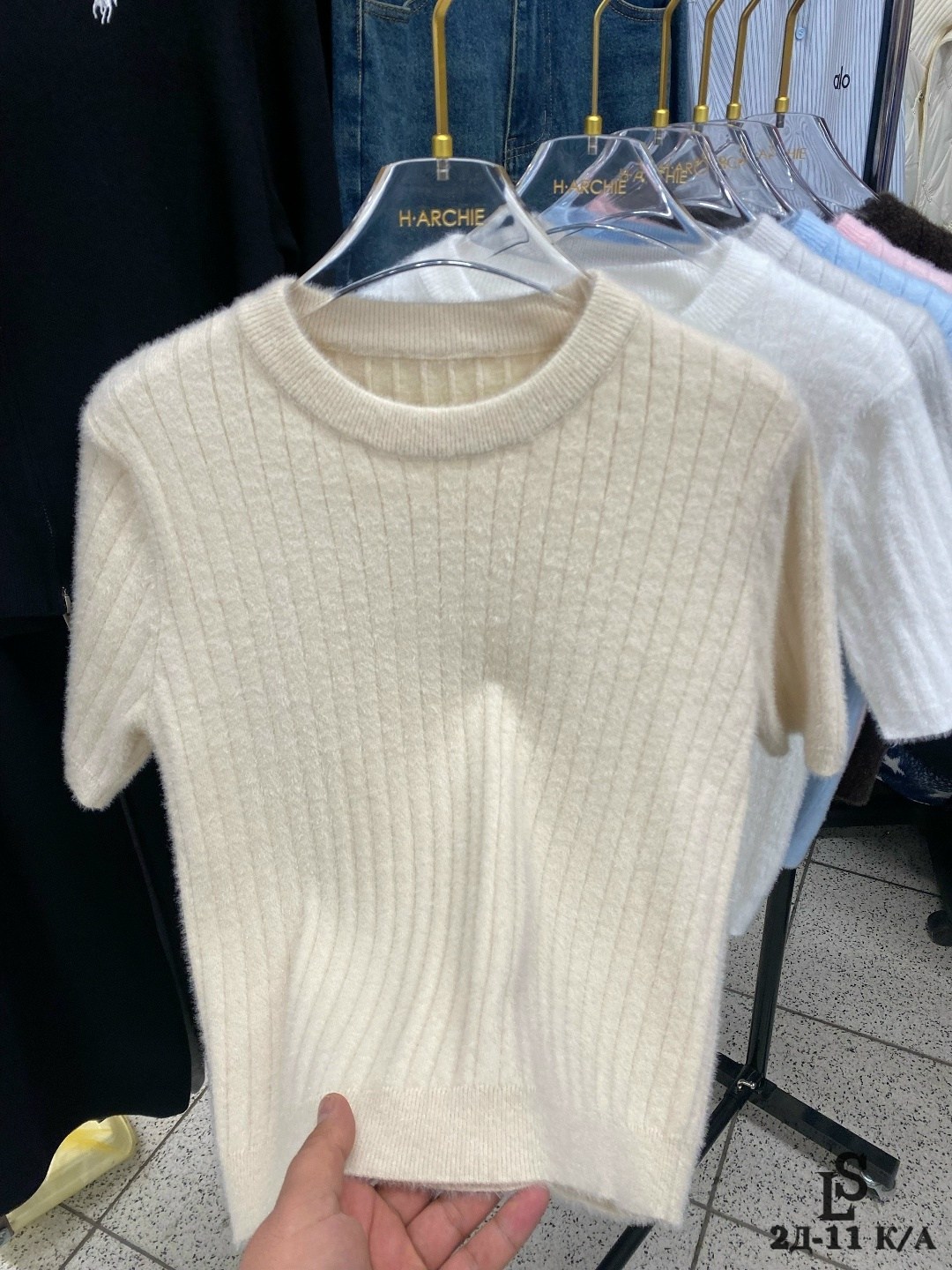 джемпера женские,свитер,джемпер,женские свитера,футболки модные