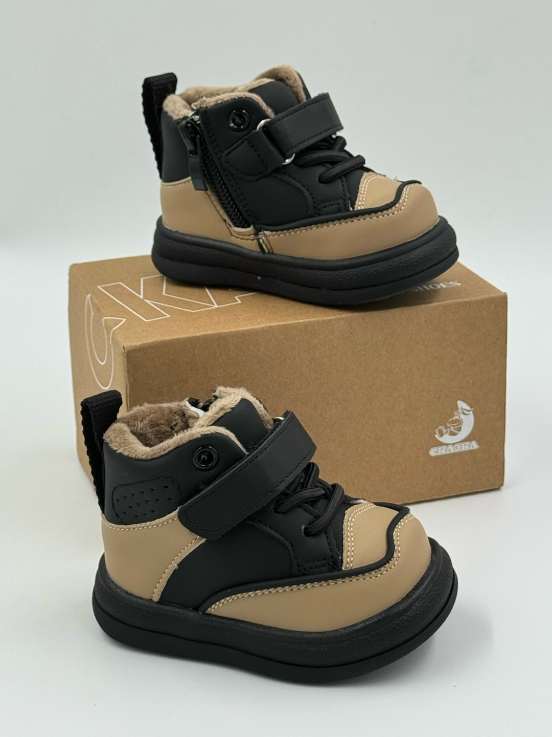 детские ботинки,, детская,зимняя ,ботинка