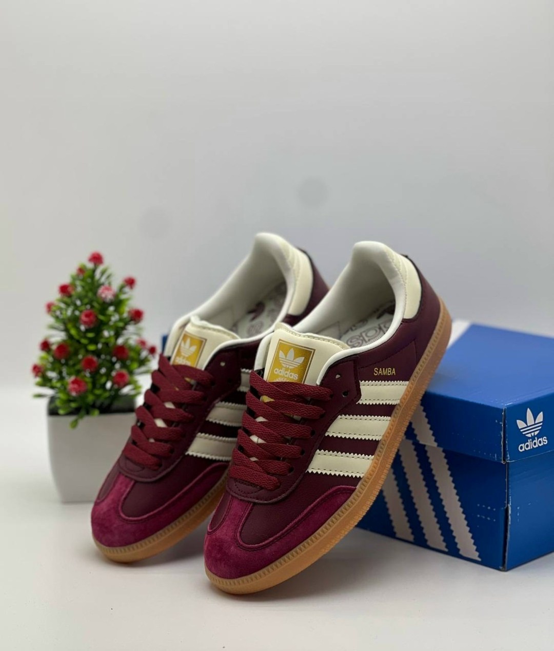 кроссовки adidas samba adidas цвет бордовый,кроссовки adidas samba,кроссовки женские adidas,кроссовки кеды из натуральной замши adidas spezial,кроссовки женские adidas samba самба бордовые