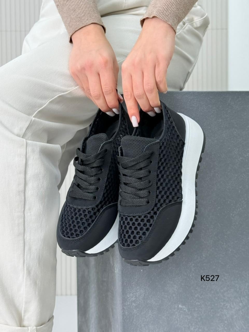 ,женские кроссовки, спортивная,повседневные кроссовки,кроссовки модные