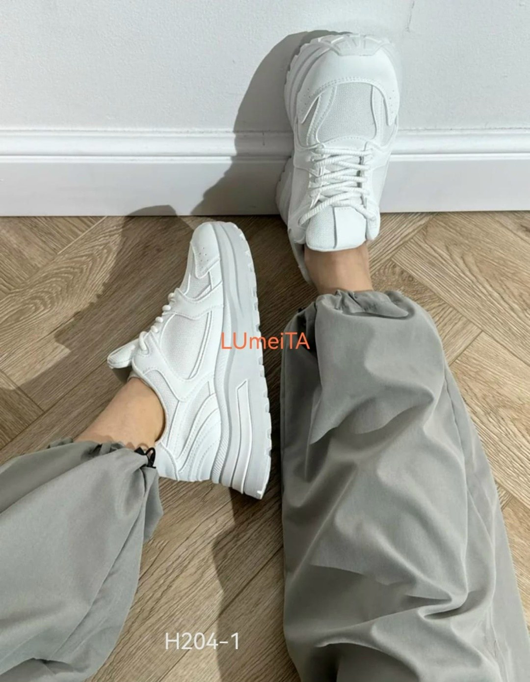 кроссовки женскиe,,кроссовки для женщин,бежевые кроссовки,кроссовки модные