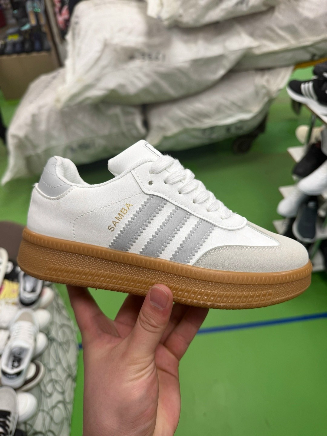 кроссовки adidas samba,кроссовки женские adidas,кроссовки мужские женские adidas,кроссовки адидас самба,adidas кроссовки