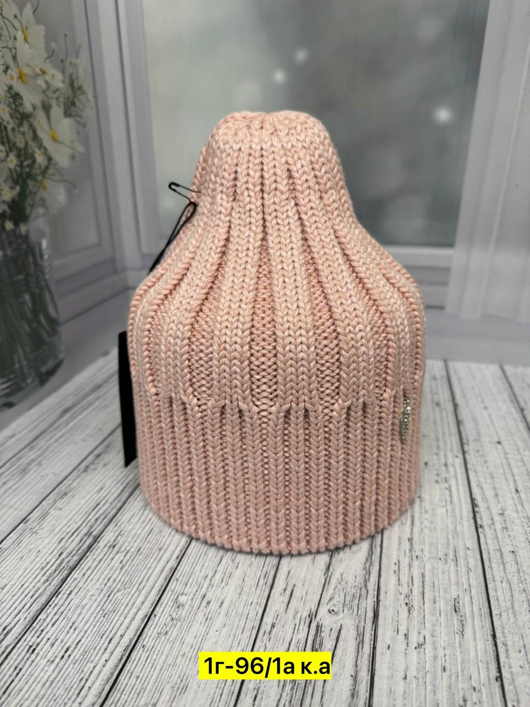 шапка для женщин,вязаная женская шапка,женская шапка,шапки ,шапка демисезонная