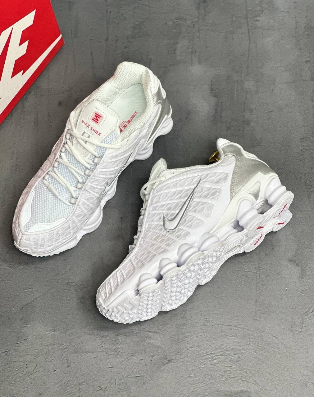 nike shox tl white metallic silver,кроссовки nike shox tl white metallic silver,кроссовки nike shox tl,nike shox tl white,кроссовки nike shox tl для бега белые мужские женские