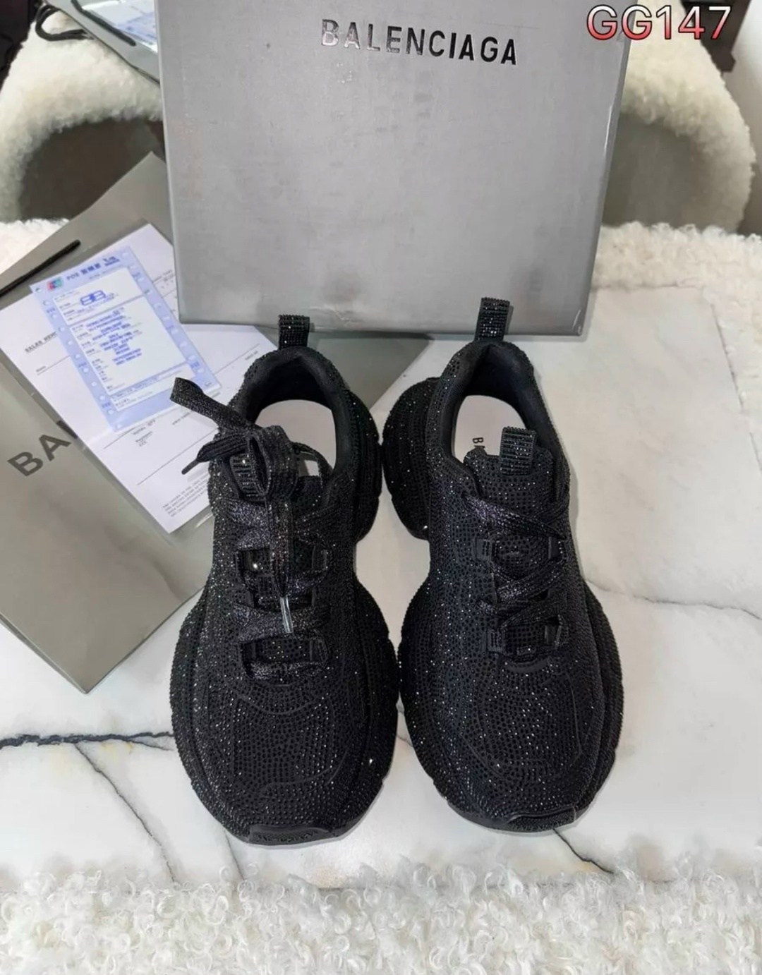 кроссовки balenciaga со стразами elkami цвет черный,кроссовки balenciaga со стразами,кроссовки balenciaga женские,кроссовки замш,кроссовки баленсиага