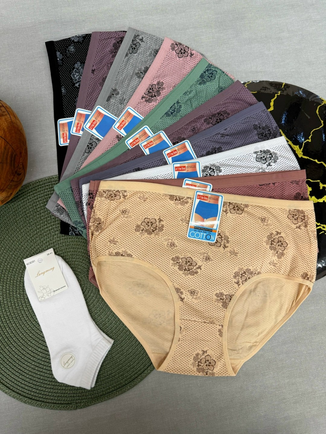 комплект трусов,комплект женских трусов,трусы женские,трусы для женщин,трусы женски