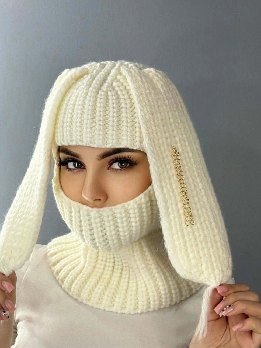 балаклава зайка вязаная,балаклава женская с ушками зайки вязаная,балаклава зайка,вязаная балаклава,балаклава с ушками зайца вязаная