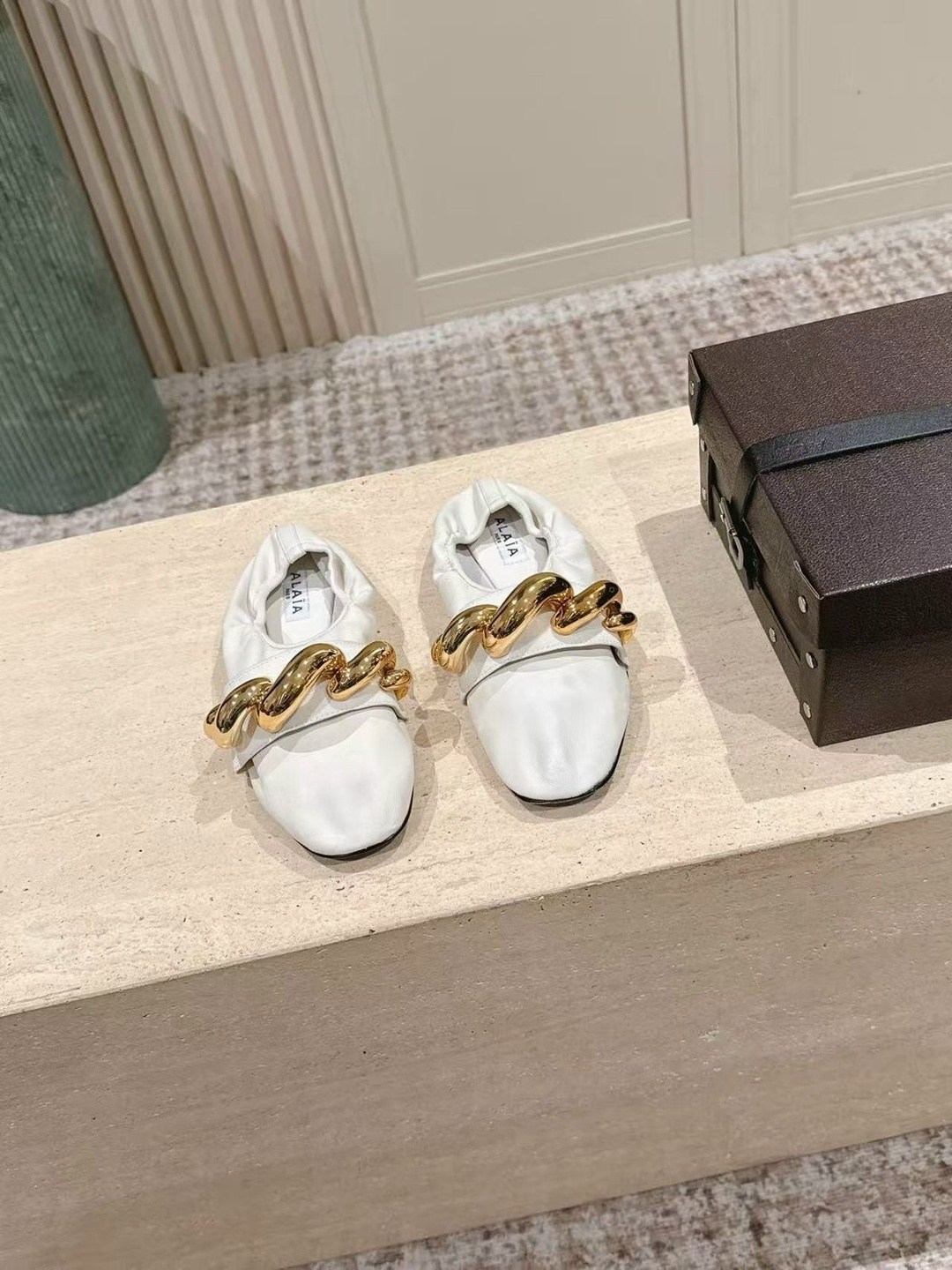 ,туфли дизайнерские,модная женская ,туфли женские,туфли с пряжкой