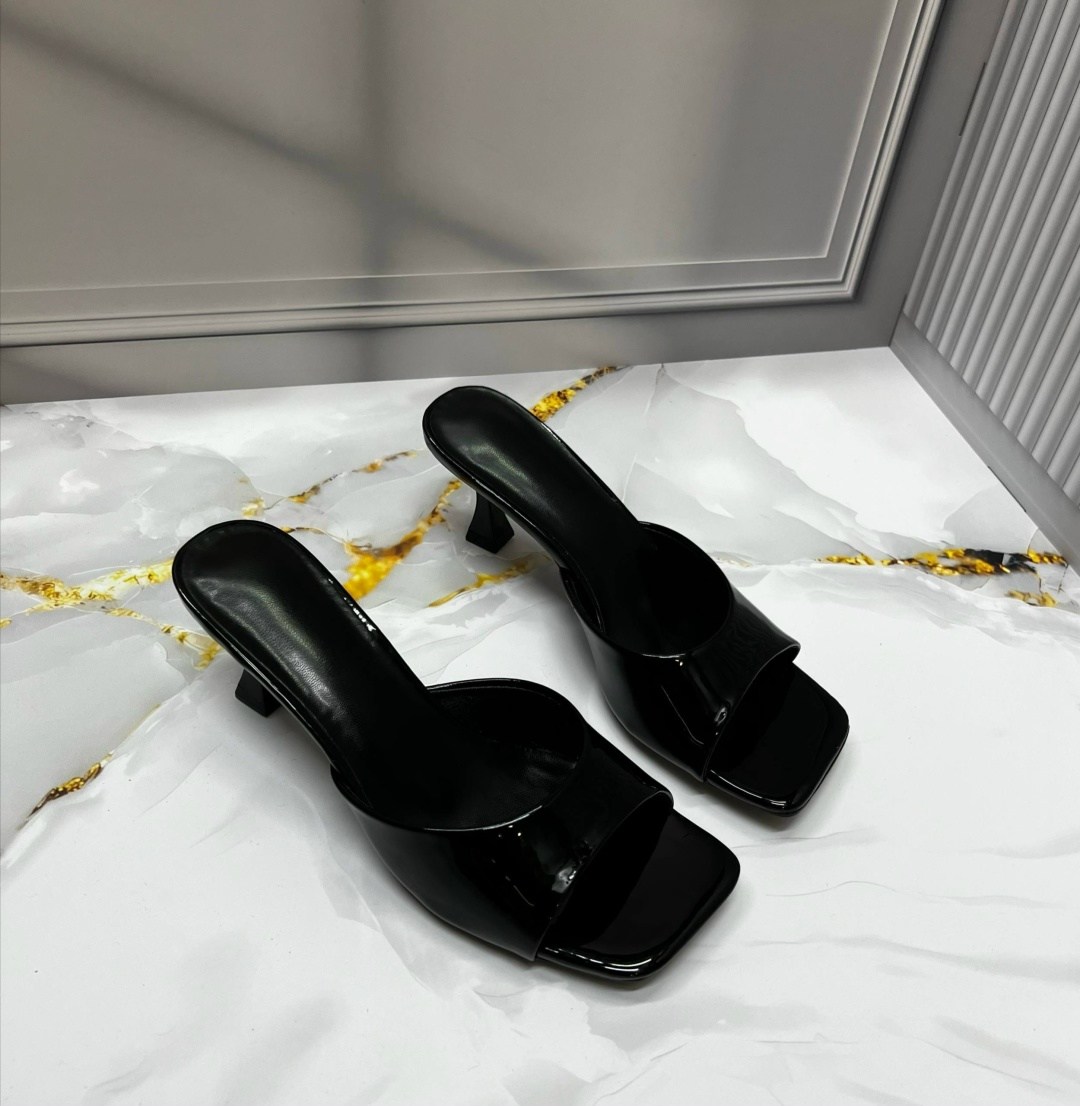 ,шлепки на каблуке,мюли на каблуке,замшевые мюли,женские босоножки