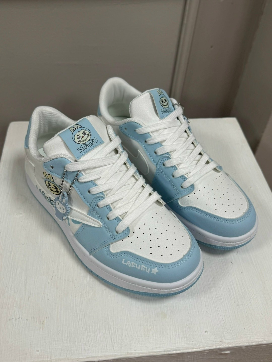 air jordan 1 low "ice blue",nike air jordan 1 low,jordan 1 low se reverse ice blue,wmns air jordan 1 low "ice blue",air jordan 1 low