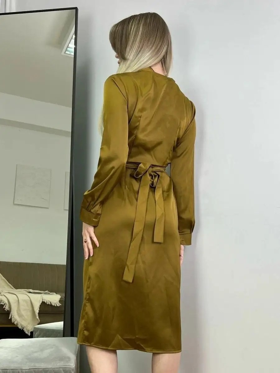 платье-рубашка миди из атласа с запахом оливково-зелёного цвета ax paris,платье-рубашка миди из атласа оливкового цвета ax paris,оливковое атласное мини-платье и длинными рукавами ax paris,платья атла