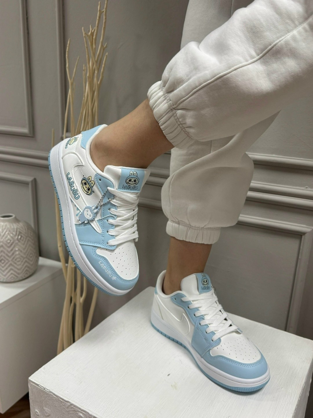air jordan 1 low "ice blue",nike air jordan 1 low,jordan 1 low se reverse ice blue,wmns air jordan 1 low "ice blue",air jordan 1 low