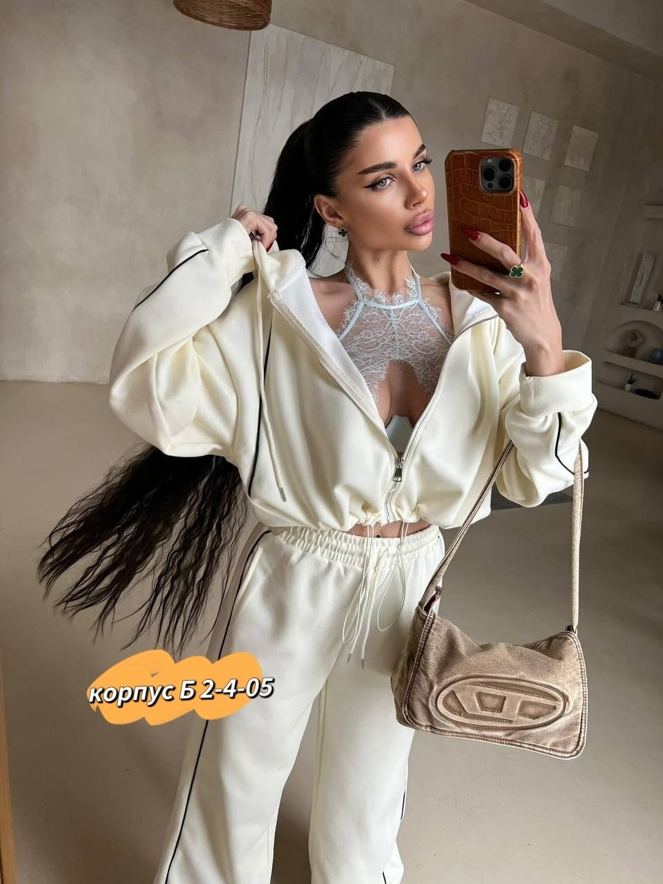 женский костюм,костюм спортивный женский,стильный костюм,велюровый костюм,спортивный костюм